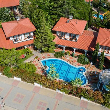 Helena Vip Villas And Suites Sunny Beach Exterior photo