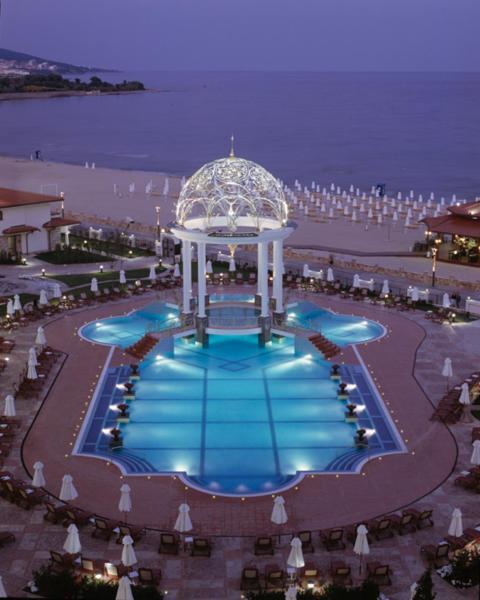 Helena Vip Villas And Suites Sunny Beach Exterior photo