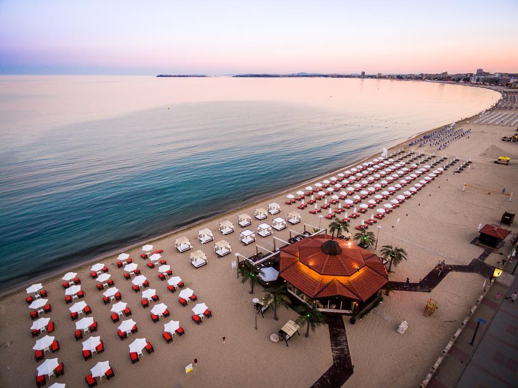 Helena Vip Villas And Suites Sunny Beach Exterior photo